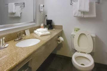 Mini-hôtel Quality Alexis Rd 3*